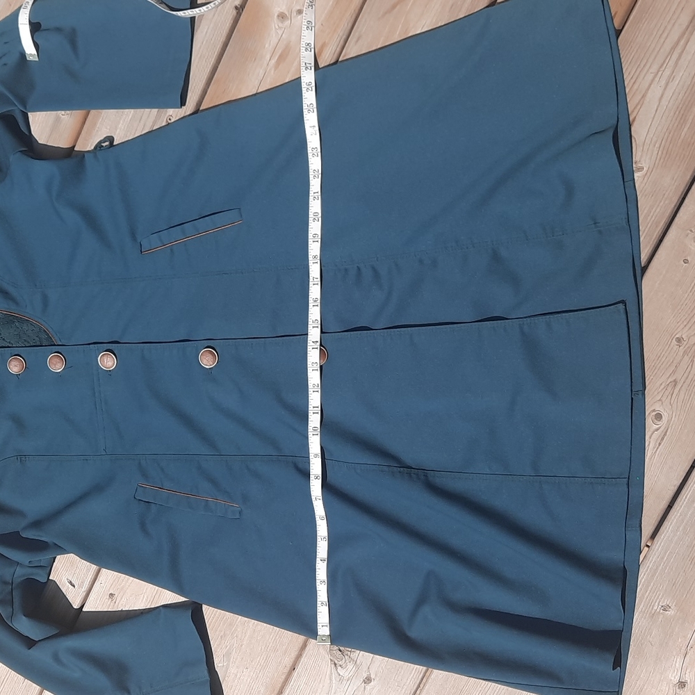 Blazer - Picture 9 of 13